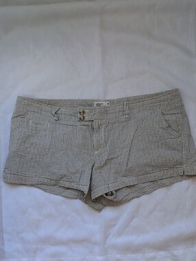 American Eagle Outfitters Striped Seersucker Shorts
